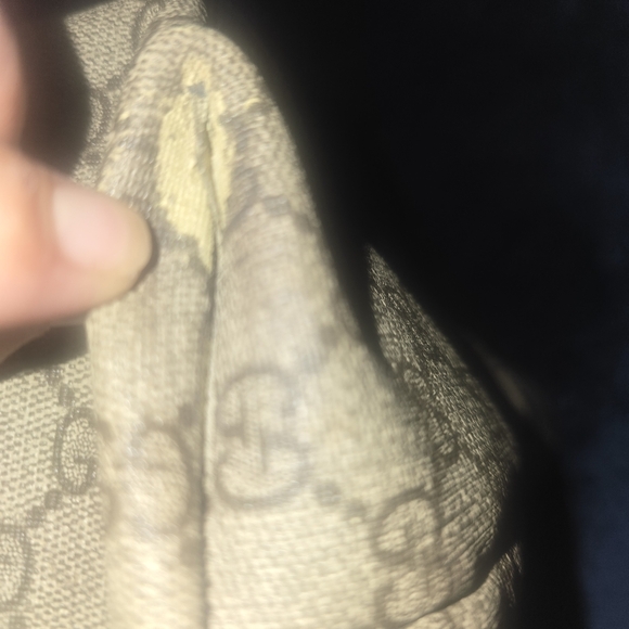 Gucci Beige and Dark Brown Signature Tote - Picture 7 of 14